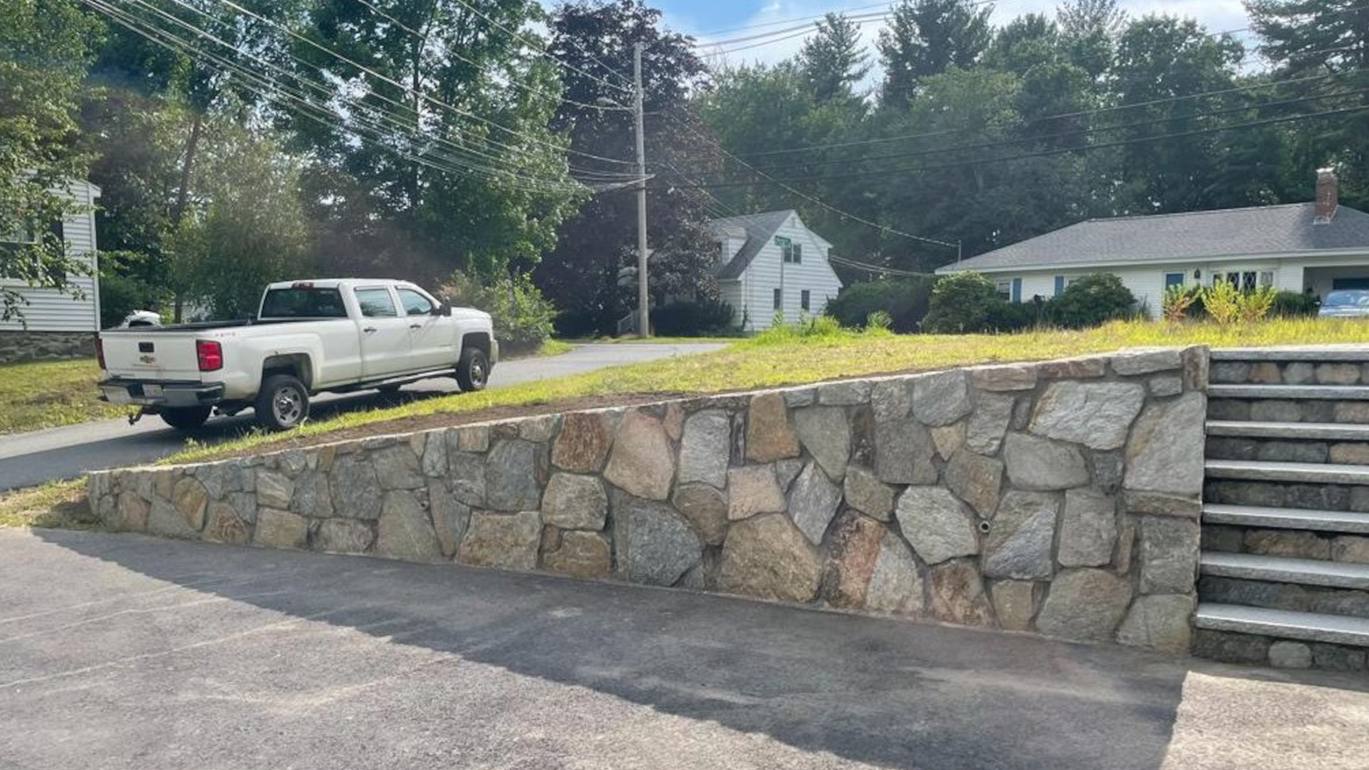 Sitting wall completed by Eddy's Construction